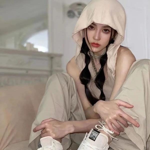 以遇刺为生的女人